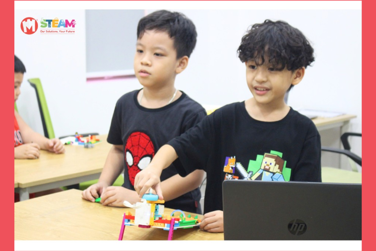 khoa-hoc-chinh-phuc-robotics-cho-be